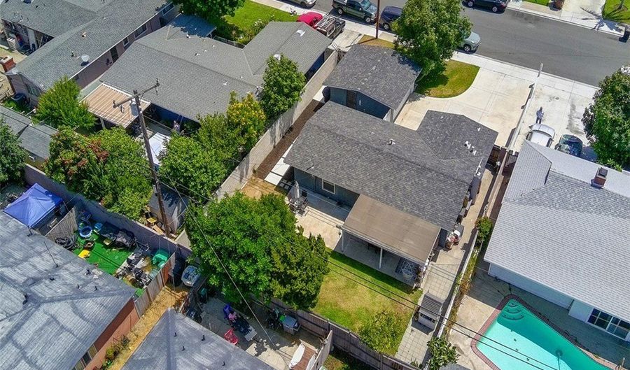 725 N Vine St, Anaheim, CA 92805 - 3 Beds, 1 Bath