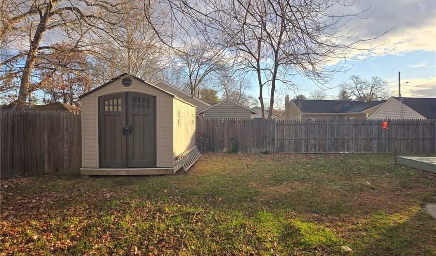 22 Idaho St, Coventry, RI 02816 - 3 Beds, 1 Bath