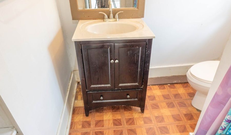 1272 Lead Mine Rd, Austinville, VA 24312 - 3 Beds, 1 Bath