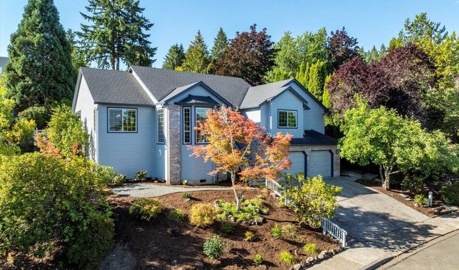 18820 SW KELLY VIEW Loop, Beaverton, OR 97007 - 4 Beds, 2 Bath