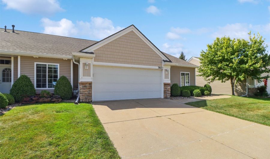 3613 NE Cottonwood Ln, Ankeny, IA 50021 - 2 Beds, 2 Bath