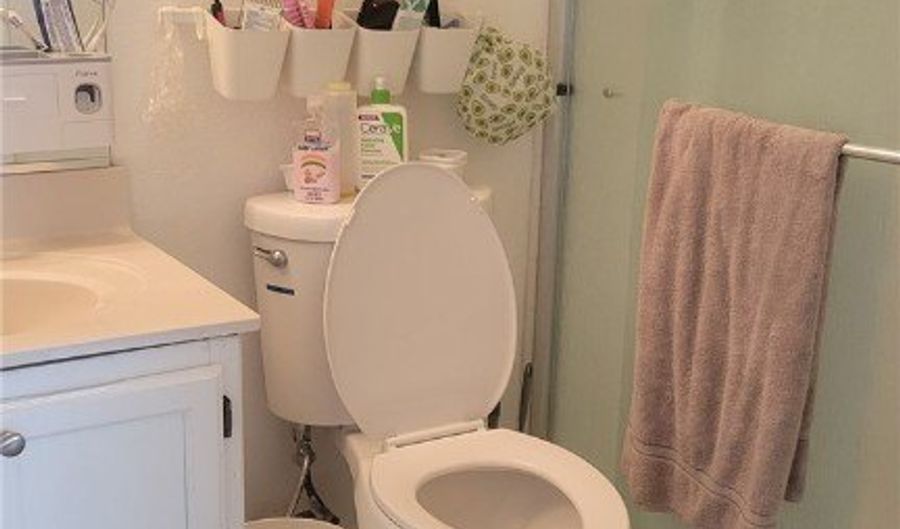 2140 Willowbury Dr A, Las Vegas, NV 89108 - 2 Beds, 2 Bath