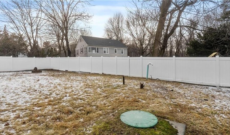 2 Reservoir Ave, Johnston, RI 02919 - 3 Beds, 2 Bath