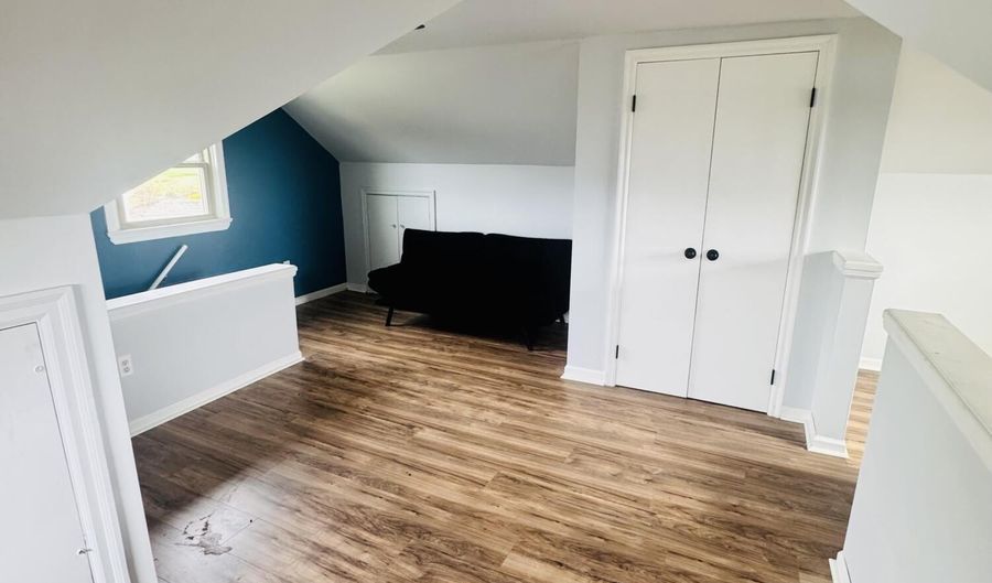 5017 Highland Park Ave, Altoona, PA 16602 - 3 Beds, 1 Bath