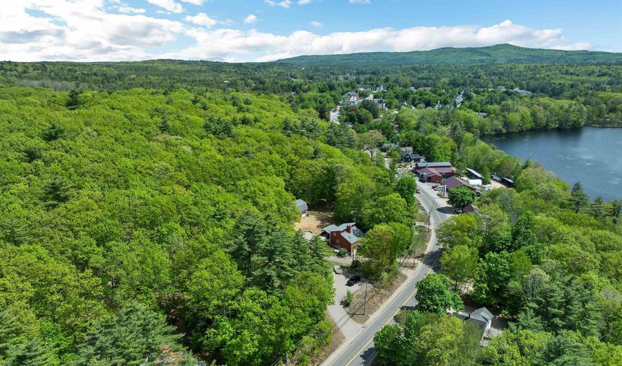 218 Main St, Alton, NH 03809 - 3 Beds, 2 Bath