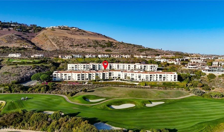 3200 La Rotonda Dr 407, Rancho Palos Verdes, CA 90275 - 2 Beds, 2 Bath