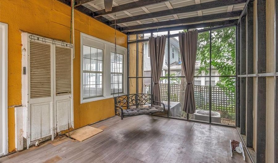 409 Forest Ave, Shreveport, LA 71104 - 5 Beds, 3 Bath