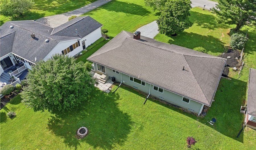 734 Knollwood Dr, Ashtabula, OH 44004 - 3 Beds, 2 Bath