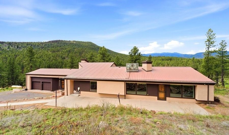 8425 State HWY 78, Beulah, CO 81023 - 3 Beds, 4 Bath