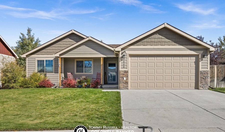 2525 Waterford, Casper, WY 82609 - 4 Beds, 3 Bath