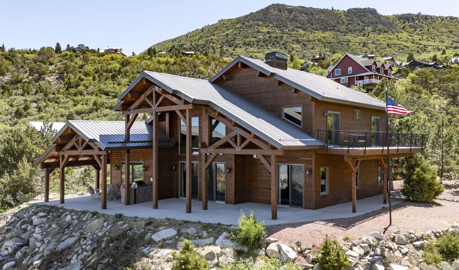 982 E High Cedar Highlands Dr, Cedar City, UT 84720 - 4 Beds, 4 Bath