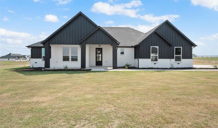 100 Buddy Ct, Millsap, TX 76066 - 4 Beds, 3 Bath
