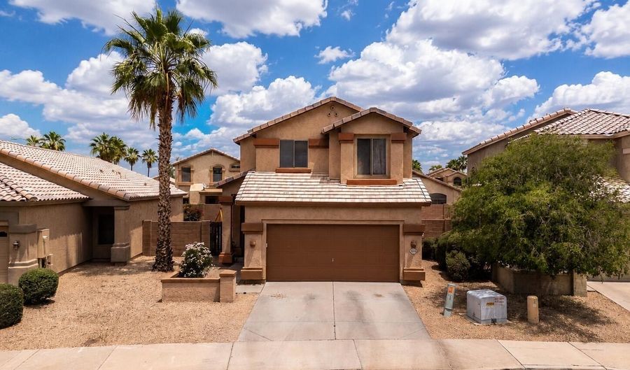 1905 N 106TH Dr, Avondale, AZ 85392 - 3 Beds, 3 Bath