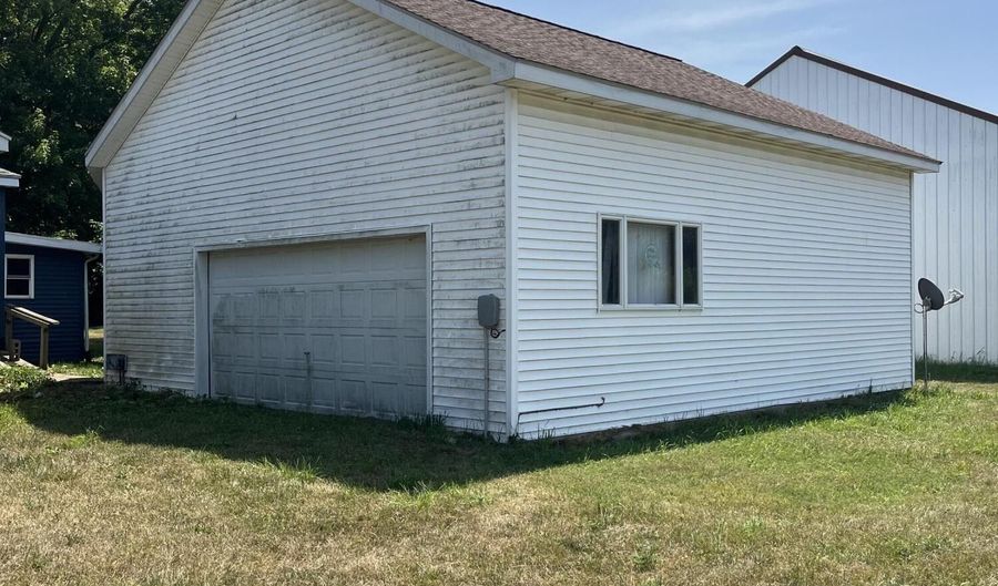 4338 110th Ave, Allegan, MI 49010 - 2 Beds, 1 Bath