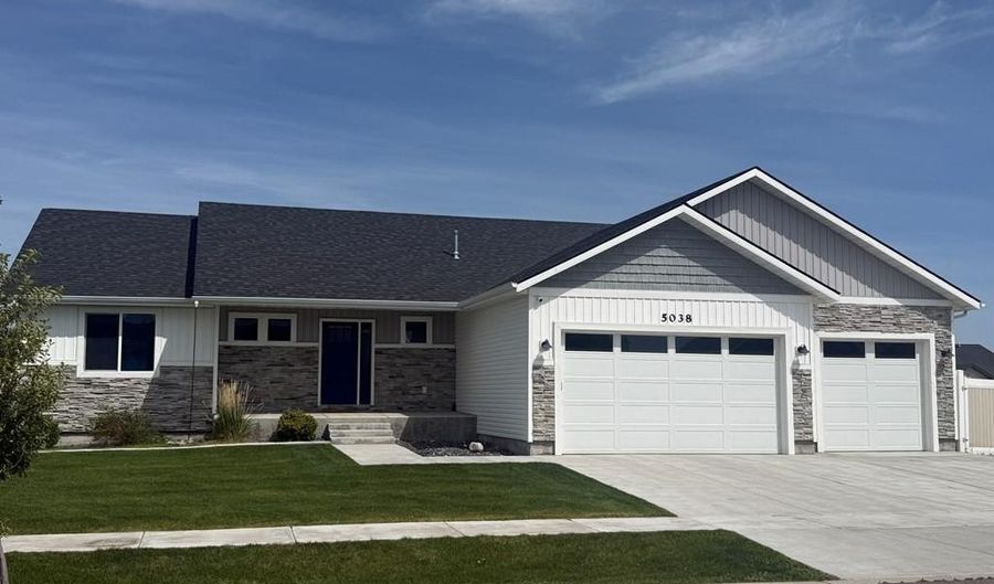 5038 Cassie Dr, Chubbuck, ID 83202 - 5 Beds, 3 Bath