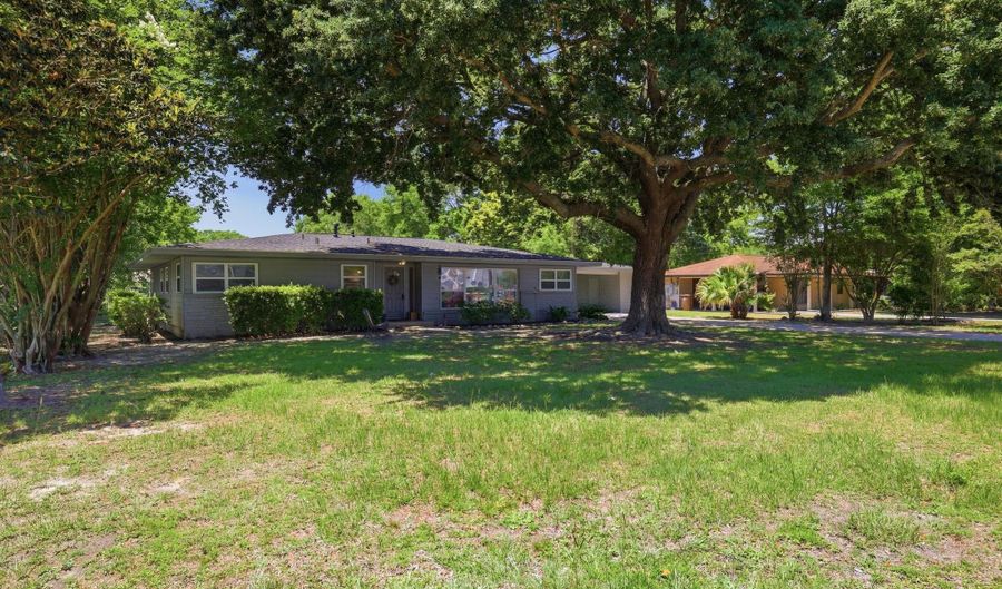 345 Popps Ferry Rd, Biloxi, MS 39531 - 3 Beds, 2 Bath