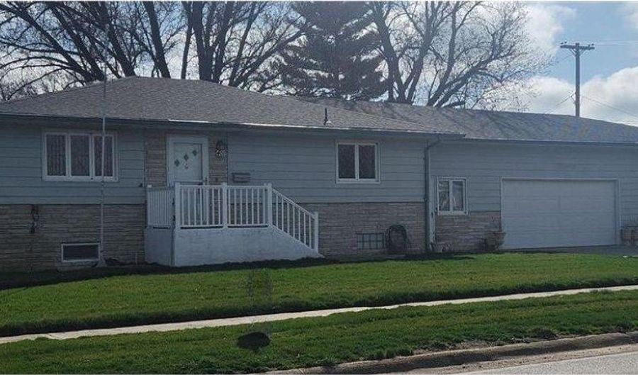 401 S 4th St, Battle Creek, NE 68715 - 2 Beds, 2 Bath