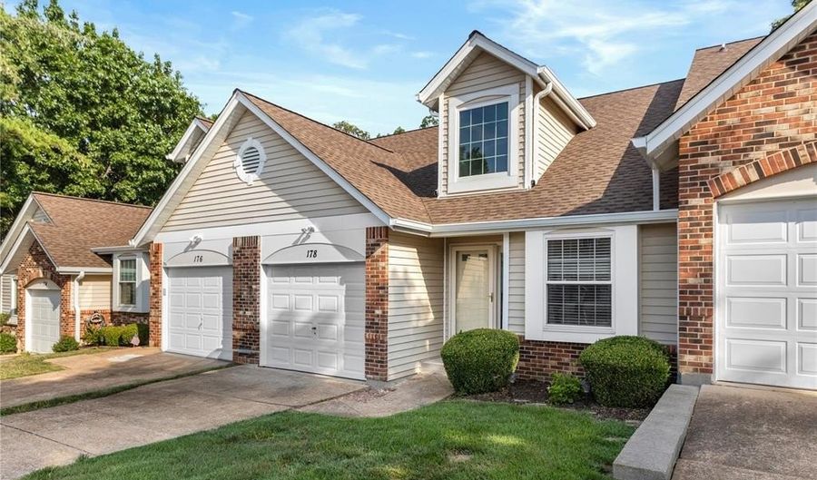 178 Cascade Circle Dr, Ballwin, MO 63021 - 3 Beds, 3 Bath