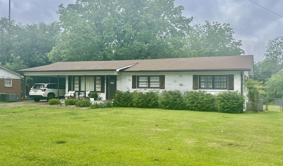 1413 2nd St NE, Arab, AL 35016 - 3 Beds, 2 Bath
