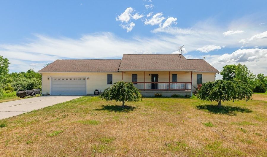 4753 Holloway Rd, Adrian, MI 49221 - 5 Beds, 3 Bath