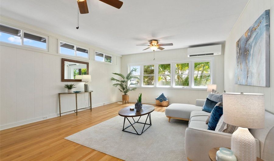 734 Kaipii St, Kailua, HI 96734 - 5 Beds, 3 Bath