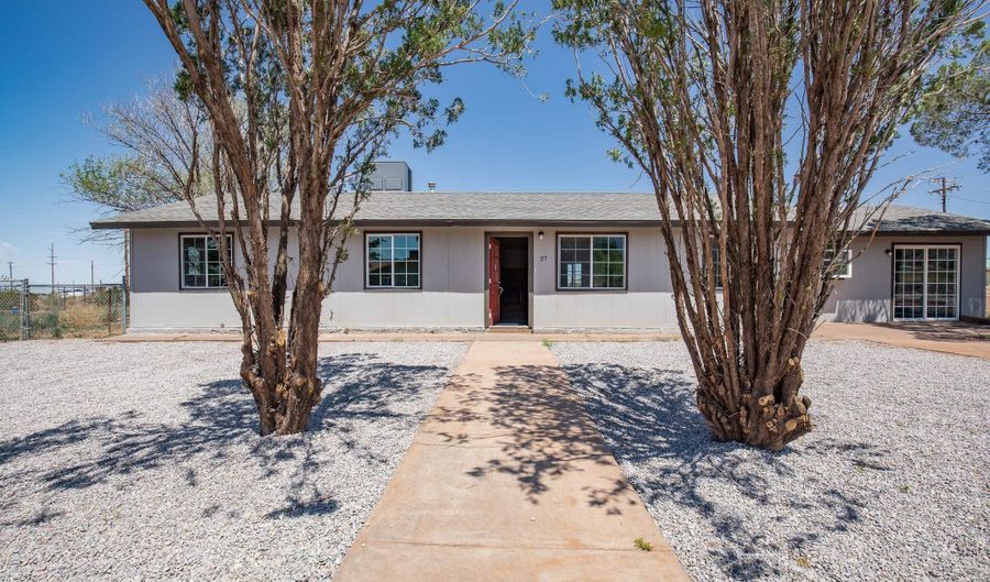 27 Mc Donnell Dr, Alamogordo, NM 88310 - 3 Beds, 2 Bath