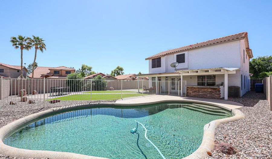 12722 W MONTE VISTA Rd, Avondale, AZ 85392 - 4 Beds, 2 Bath