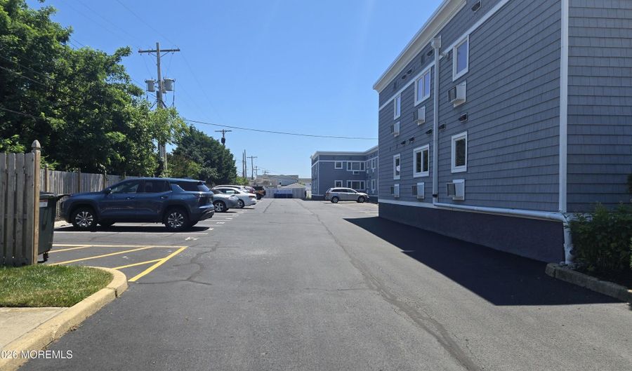 210 5th Ave 29, Belmar, NJ 07719 - 1 Beds, 1 Bath