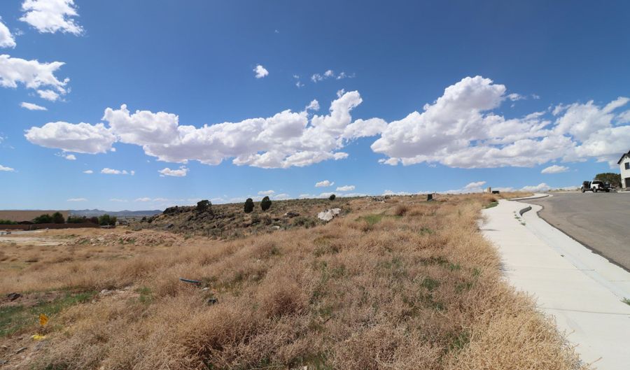 5267 N Pinnacle Dr, Enoch, UT 84721 - 0 Beds, 0 Bath