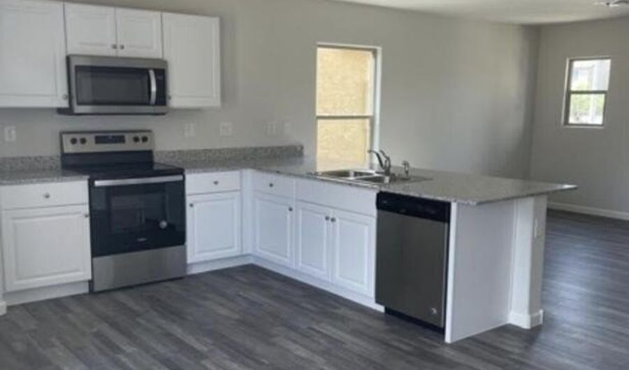 137 W BOBCAT Pl, Casa Grande, AZ 85122 - 4 Beds, 3 Bath