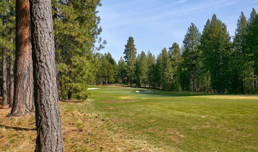 70250 Camaret GM 402, Black Butte Ranch, OR 97759 - 3 Beds, 3 Bath