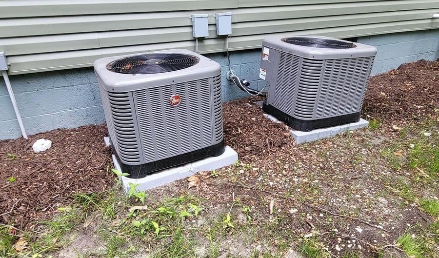 1211 WILLIAMSVILLE Rd, Houston, DE 19954 - 4 Beds, 2 Bath