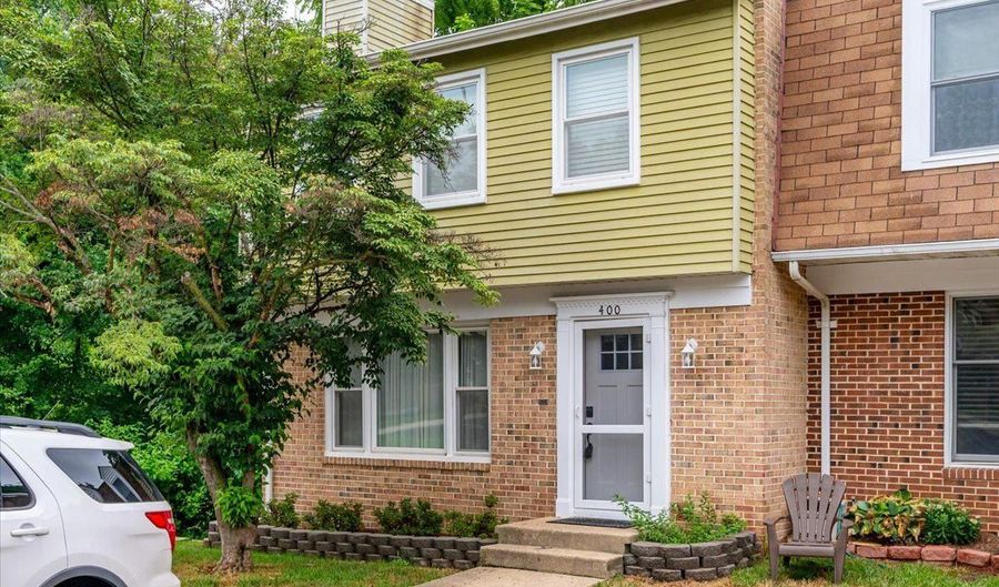 400 COLONIAL RIDGE Ln, Arnold, MD 21012 - 3 Beds, 4 Bath