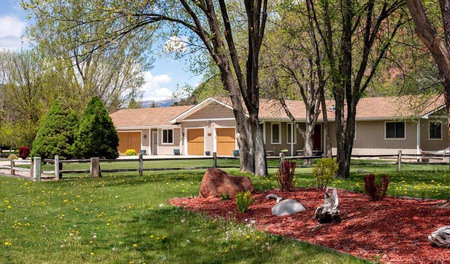 368 Meadow Ln, Glenwood Springs, CO 81601 - 4 Beds, 3 Bath
