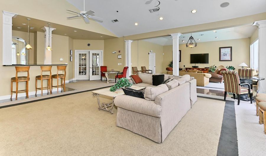 4551 STRUTFIELD Ln 4215, Alexandria, VA 22311 - 2 Beds, 2 Bath