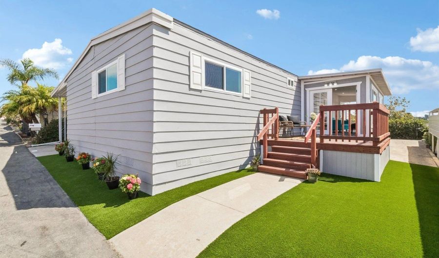 243 Havenview Ln, Oceanside, CA 92056 - 2 Beds, 2 Bath