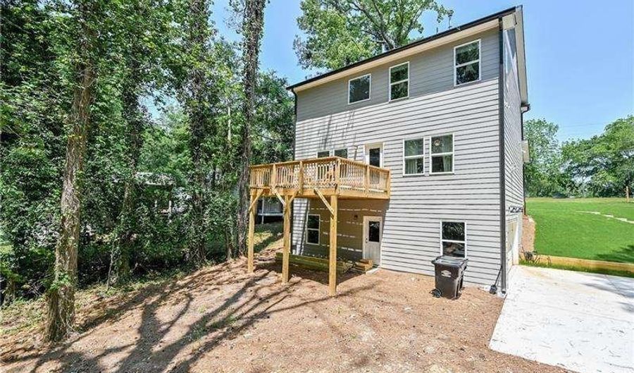 4935 Robinson, Acworth, GA 30101 - 4 Beds, 3 Bath