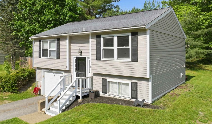 8 Glenridge Rd, Belmont, NH 03220 - 3 Beds, 2 Bath