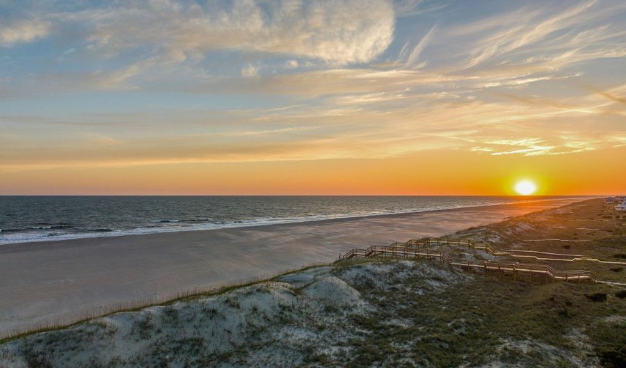 12 Scotch Bonnet Ln, Bald Head Island, NC 28461 - 2 Beds, 2 Bath