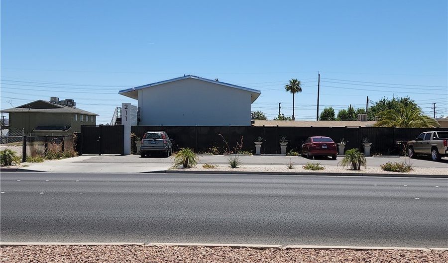 211 S 13th St 6, Las Vegas, NV 89101 - 0 Beds, 1 Bath