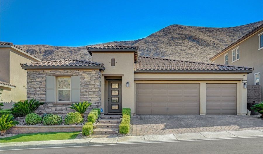 3943 Reyes Ave, Las Vegas, NV 89141 - 4 Beds, 3 Bath