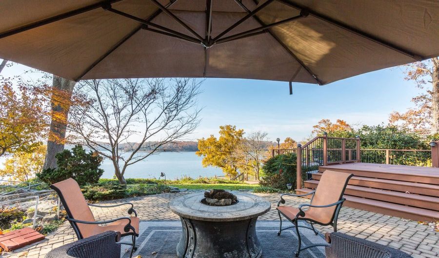209 WINCHESTER BEACH Dr, Annapolis, MD 21409 - 4 Beds, 4 Bath