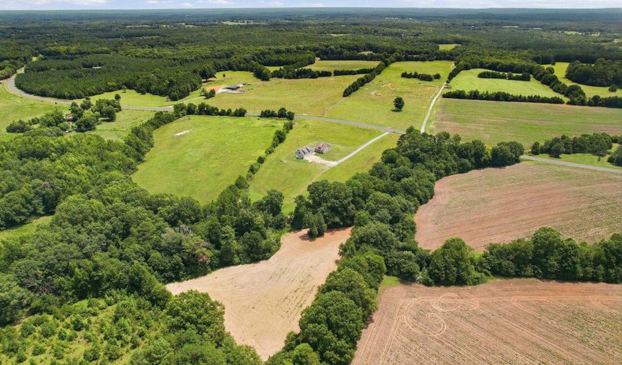 2273 Highway 284, Abbeville, SC 29620 - 3 Beds, 2 Bath