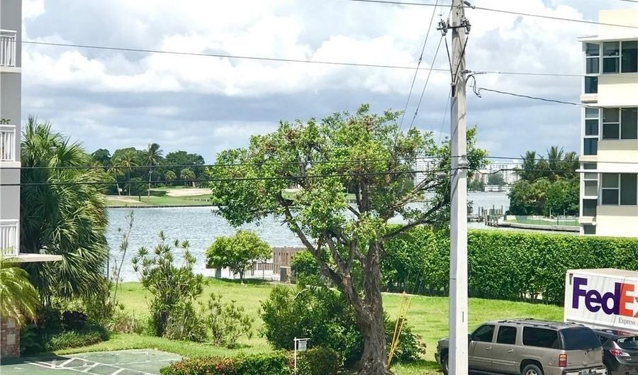 9271 W Bay Harbor Dr 11, Bay Harbor Islands, FL 33154 - 2 Beds, 2 Bath