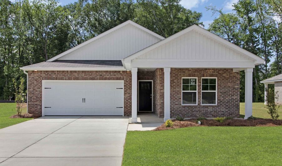 1264 EIDSON St, Athens, AL 35611 - 4 Beds, 3 Bath