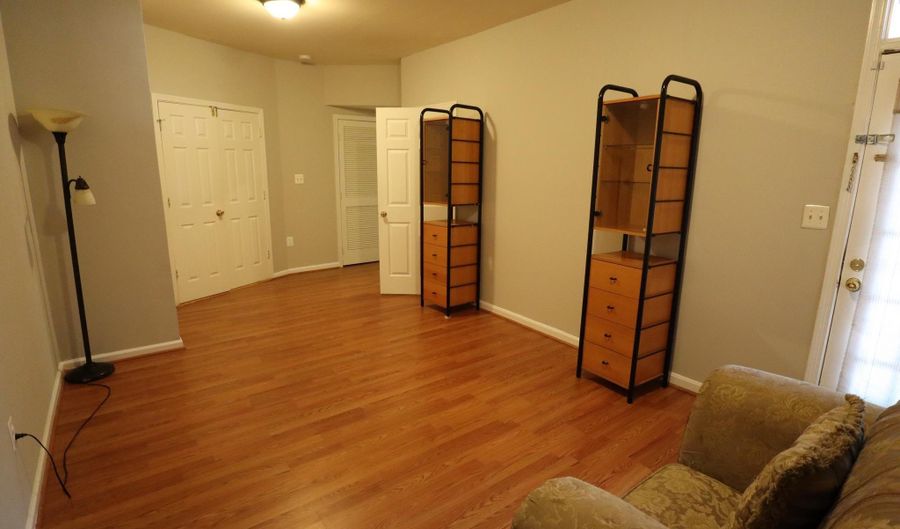 21319 VICTORIAS CROSS Ter, Ashburn, VA 20147 - 1 Beds, 1 Bath