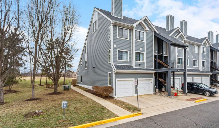 6008 MERSEY OAKS Way 3F, Alexandria, VA 22315 - 2 Beds, 2 Bath