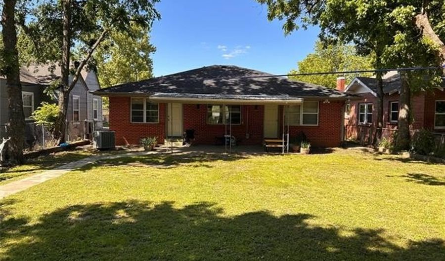 123 E 15th, Ada, OK 74820 - 2 Beds, 2 Bath