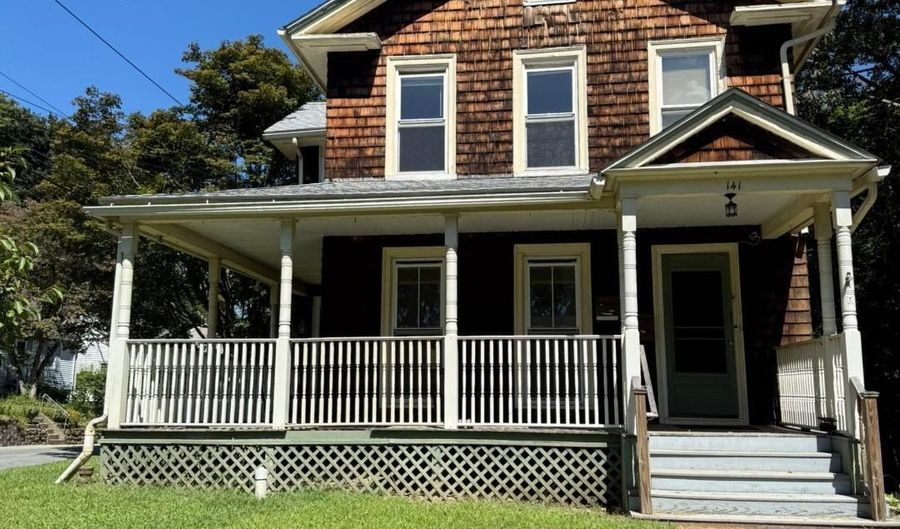 141 Millville Ave, Naugatuck, CT 06770 - 2 Beds, 2 Bath