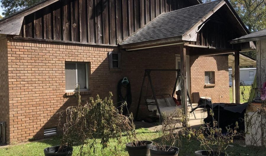 213 Harbor Ln, Brandon, MS 39047 - 4 Beds, 2 Bath